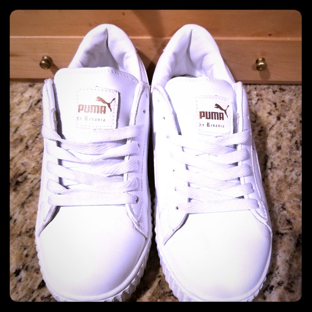 Puma Sneakers